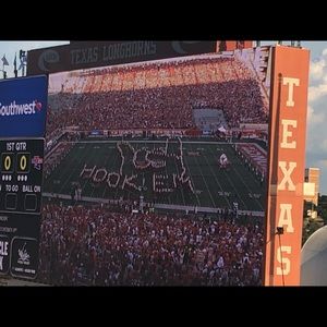 Meet your Posher, Stacy